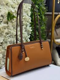 Chrisbella Elongated Handle Shoulder bag